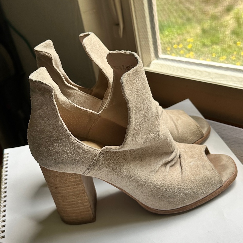Chinese laundry Kristin cavalari bootie